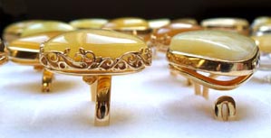 Baltic amber jewellery Poland